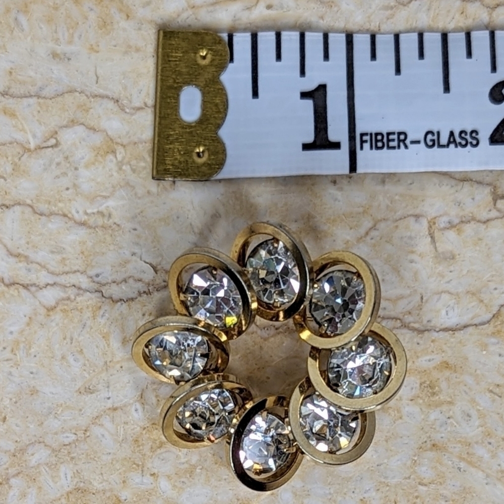 Vintage Multi Clear Round Rhinestone Gold Tone Shiny Costume Brooch Pin - Picture 6 of 7